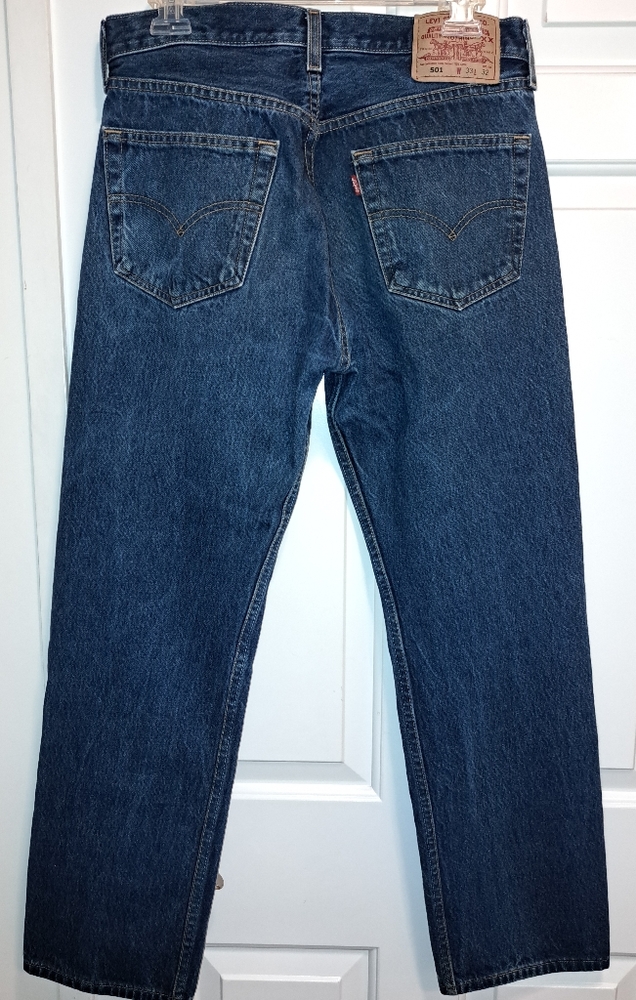 Vintage, Like new, Levi's 501, 5 button front jeans, 33x32, blue